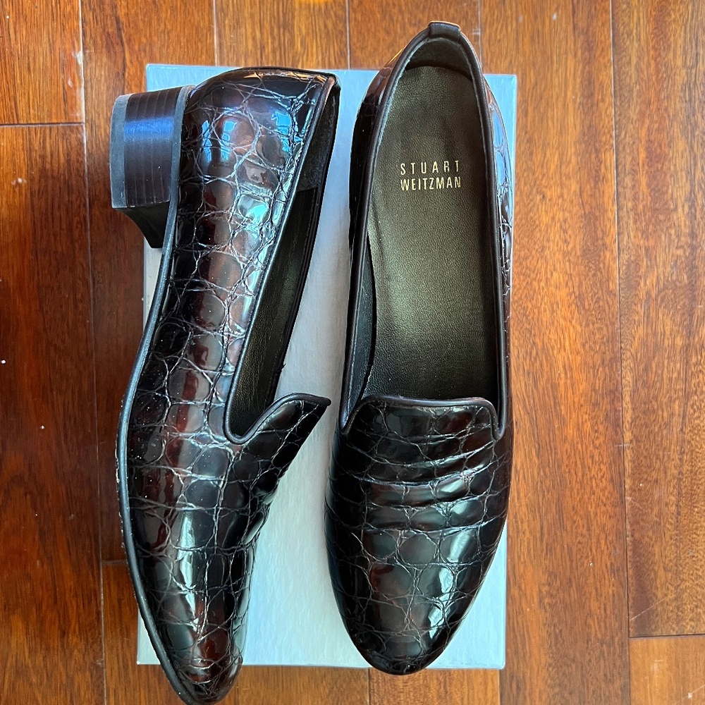Stuart Weitzman Leather Crocodile Shoe Women